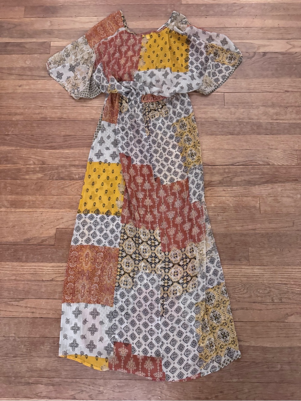 Love Fire Women's Yellow Brown Patchwork Maxi Dress - Size XS
b22 - Picture 3 of 3